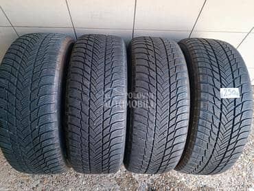 Bridgestone 225/60 R17 Zimska