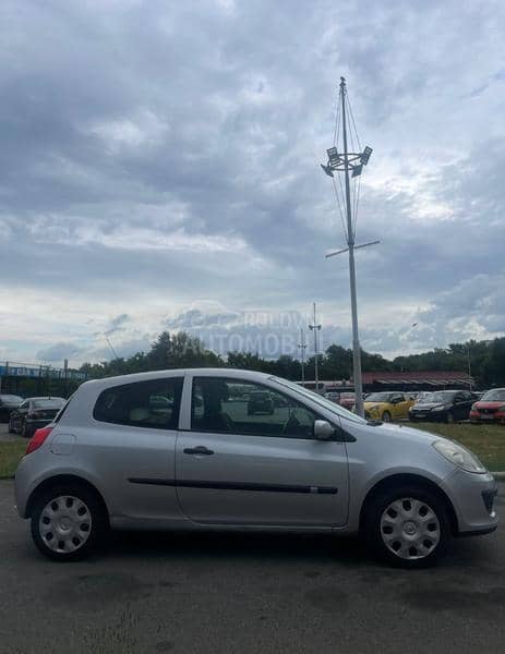 Renault Clio baric