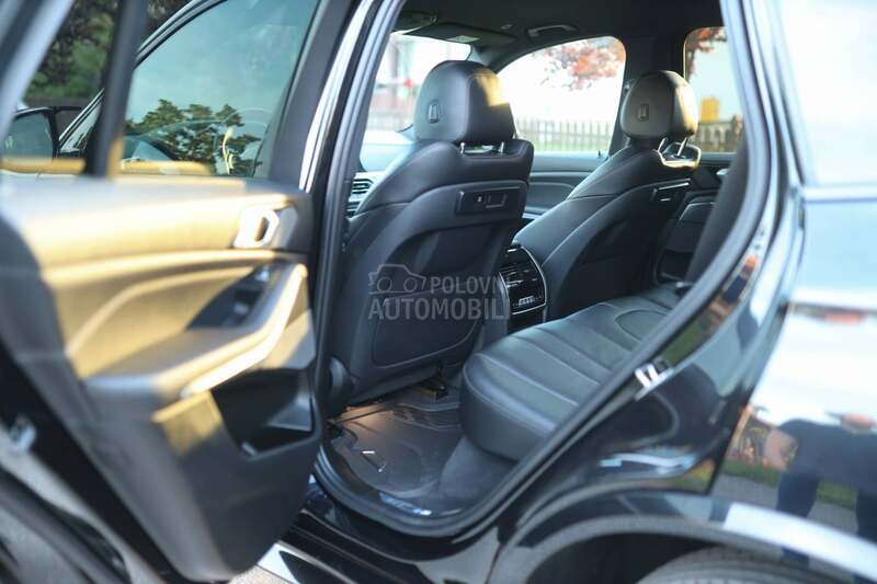 BMW X5 4.0i M LASER VAZDUH