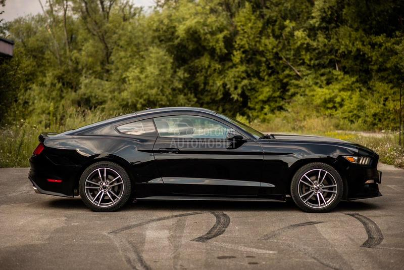 Ford Mustang 2.3 ecoboost