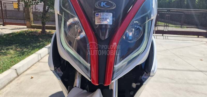 Kymco K XCT 300 i