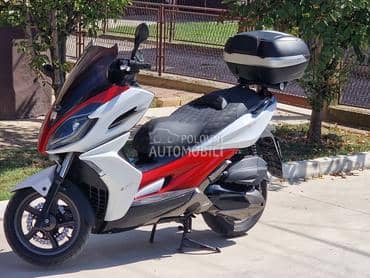 Kymco K XCT 300 i