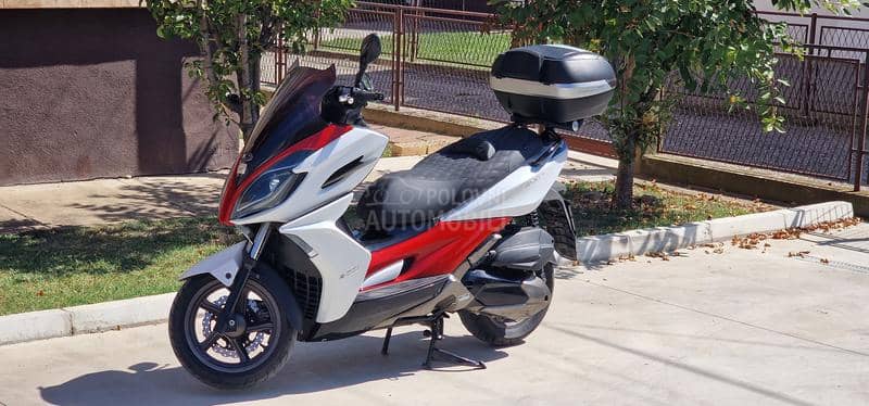 Kymco K XCT 300 i