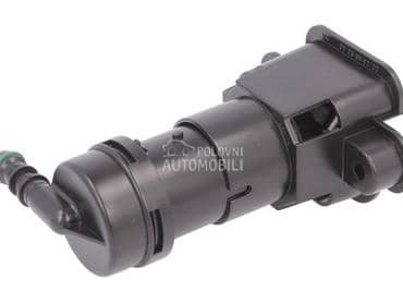 Prskalica fara Desna Leva B6 za Audi A4 od 2000. do 2004. god.