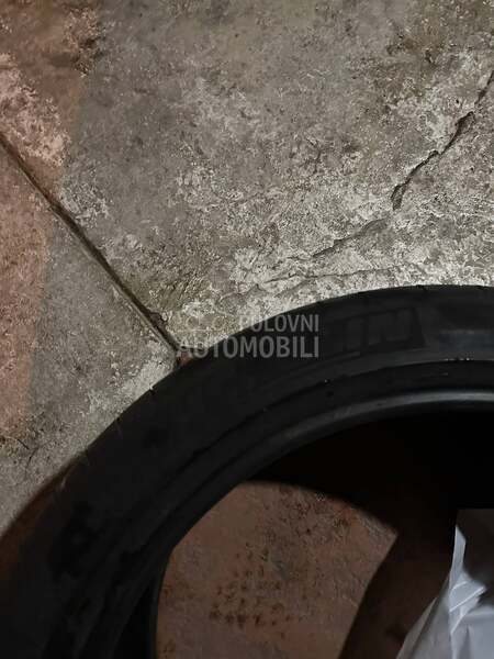 Michelin 295/35 R21 Letnja
