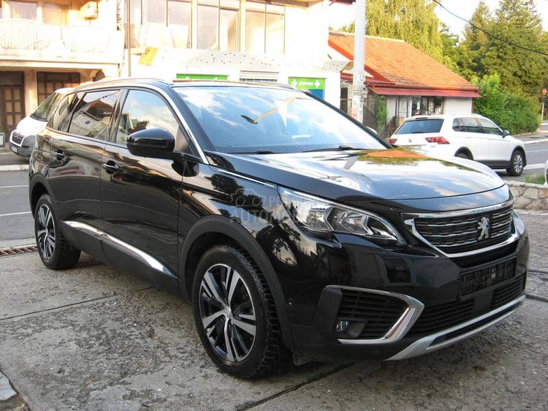 Peugeot 5008 1.6 HDI ALLURE