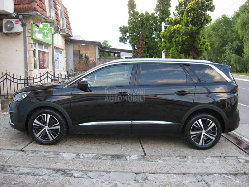 Peugeot 5008 1.6 HDI ALLURE