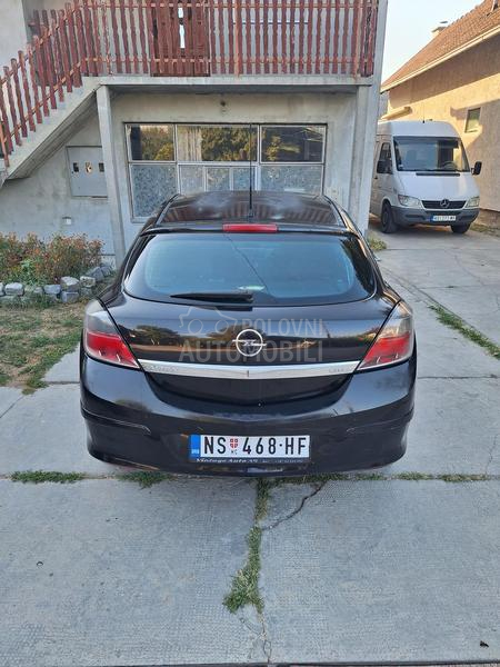 Opel Astra H gtc