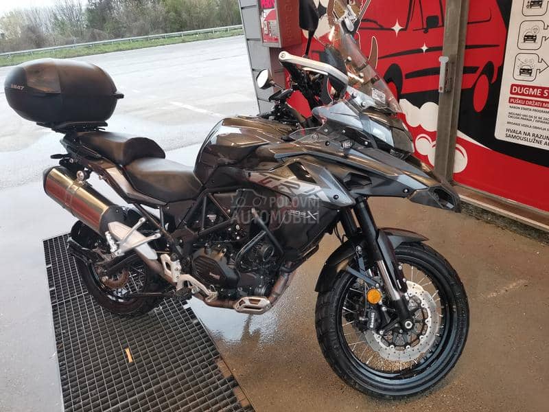 Benelli trk 502x 502 x A2 HITNO