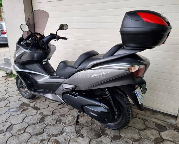 Honda Silver Wing 400 ABS