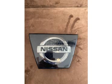znak za Nissan Micra