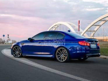 BMW M5 4.4 V8 700PS