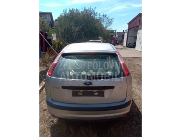 Ford Focus 2006. god. -  kompletan auto u delovima