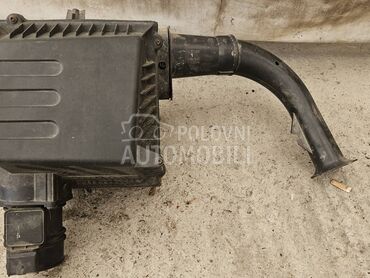 KUTIJA VAZDUSNOG FILTERA za Renault Laguna