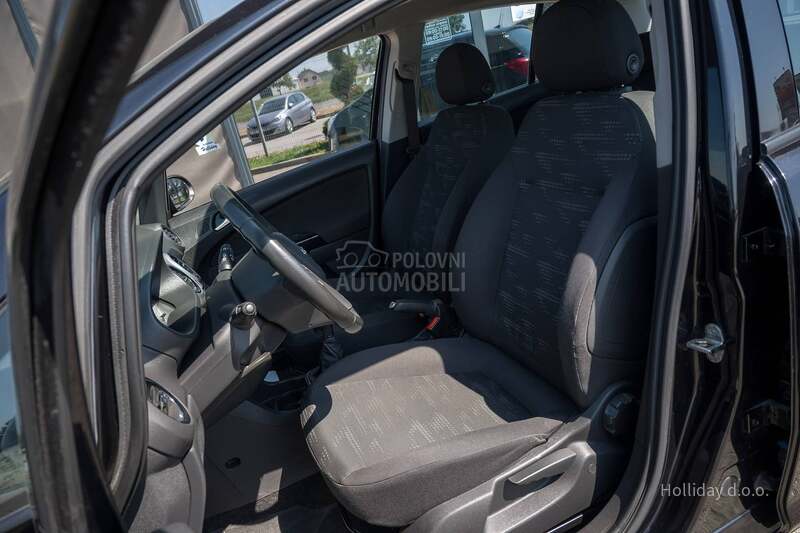 Opel Corsa D 1.3CDTI Nav
