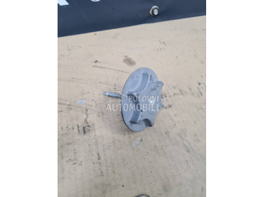 drzac rezervnog tocka za Nissan Qashqai od 2014. do 2021. god.