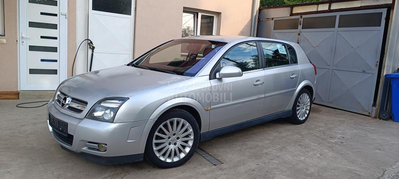 Opel Signum 1.9 jtd