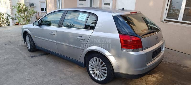 Opel Signum 1.9 jtd