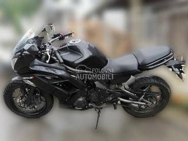 Oklop za Kawasaki ER-6F