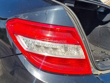 levo štop lampa v204 za Mercedes Benz C Klasa od 2007. do 2013. god.