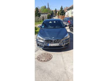 BMW 225 ixe plug in hybrid