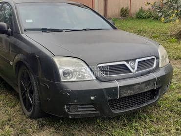 prednji branik za Opel Vectra C od 2002. do 2005. god.