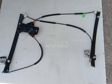 Elektro podizač prozora desni za Volkswagen Polo od 1994. do 1999. god.