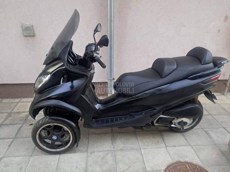 Piaggio Mp3 B kategorija 400ccm