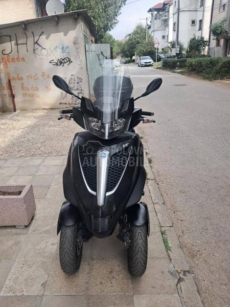 Piaggio Mp3 B kategorija 300ccm