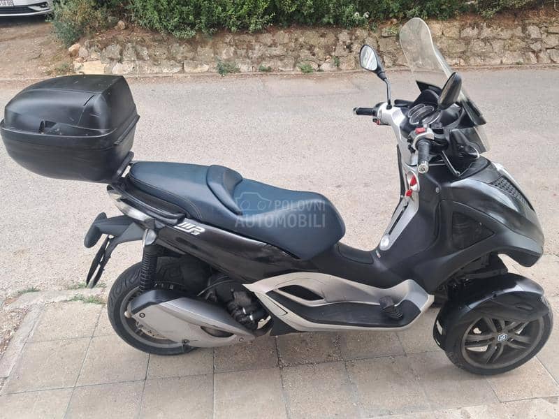 Piaggio Mp3 B kategorija 300ccm