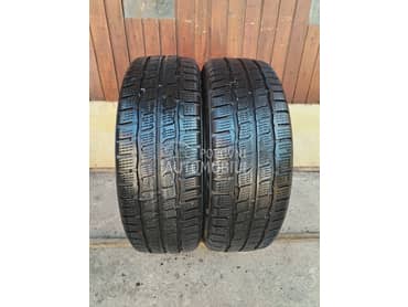 Kumho 215/60 R17 Zimska