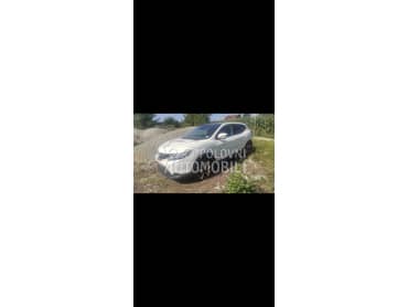 komletan auto u delovima za Nissan Qashqai od 2014. do 2021. god.