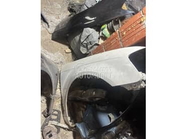 Blatobran desni za Audi A3