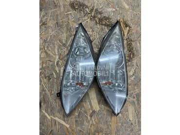 Far levi far desni za Mitsubishi Colt od 2004. do 2008. god.