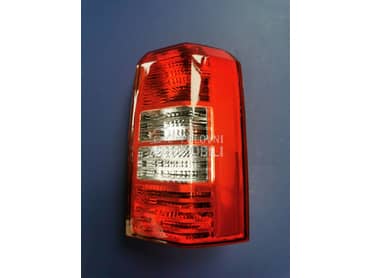 DESNA ŠTOP LAMPA za Jeep Patriot