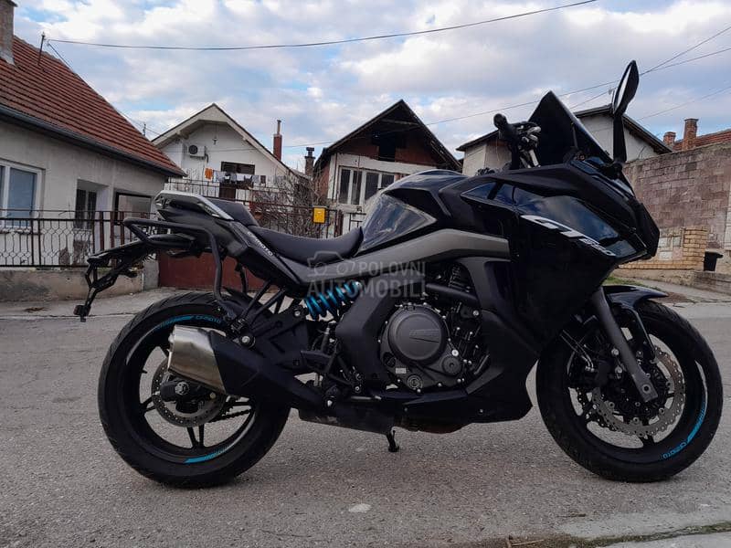 CFMOTO gt650