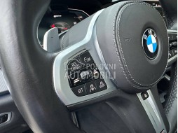 BMW X5 xDrive 45e M-paket slika 17
