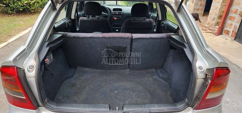 Opel Astra G poovoljno