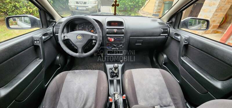 Opel Astra G poovoljno