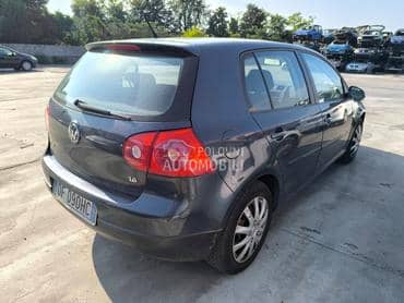 Desno stop svetlo za Volkswagen Golf 5 od 2003. do 2008. god.
