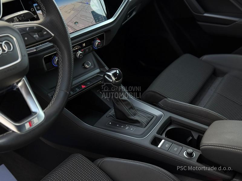 Audi Q3 S-Line/Kamera/Black