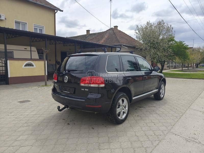 Volkswagen Touareg V6