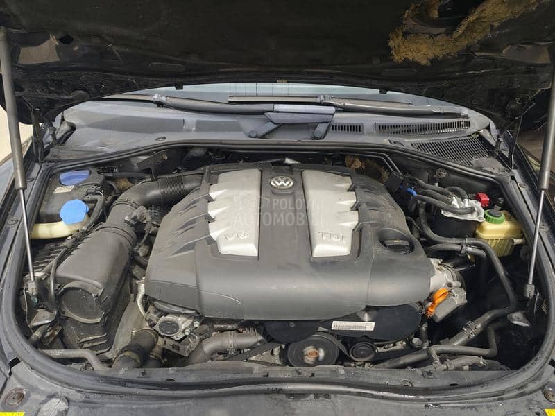 Volkswagen Touareg V6