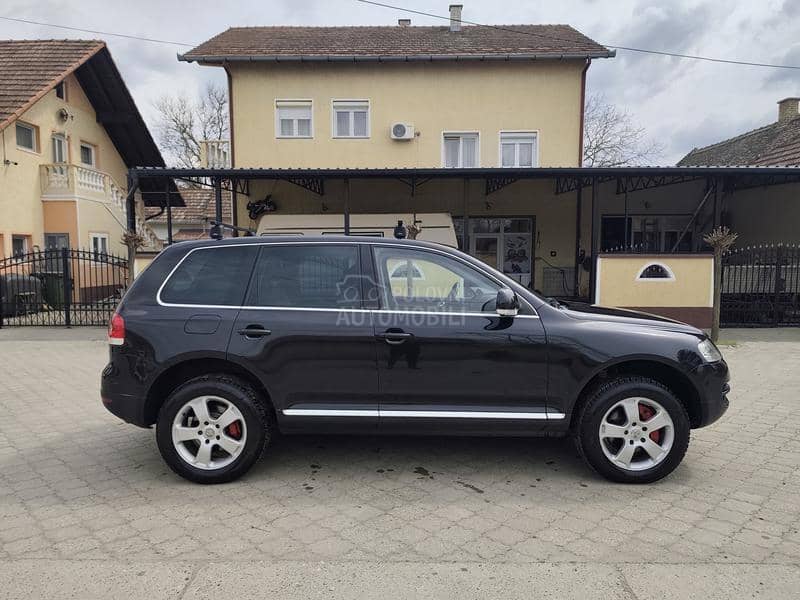 Volkswagen Touareg V6