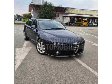 Branik za Alfa Romeo 159 od 2005. do 2010. god.
