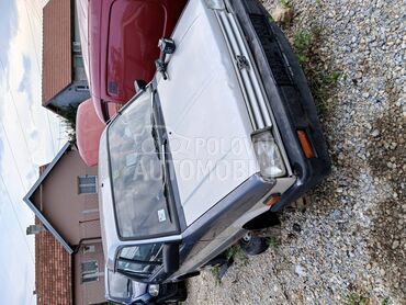 poluosovina sa zglobom za za Subaru Justy