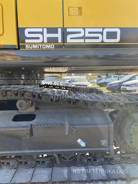 Sumitomo SH250 6