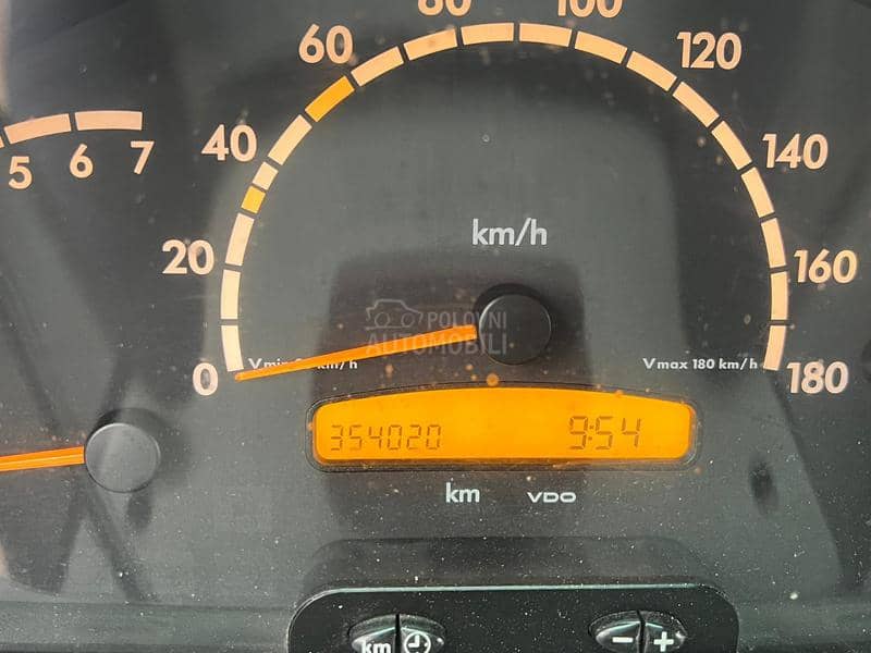 Mercedes Benz Sprinter 313