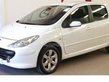 kompletan auto u delovima za Peugeot 307 od 2001. do 2008. god.