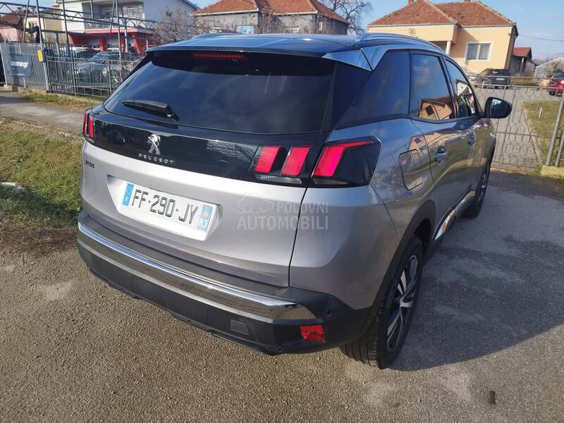 Peugeot 3008 1.5 BLUEHDI ALLURE